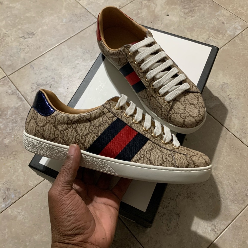 Gucci Ace low sneaker AUTHENTIC.